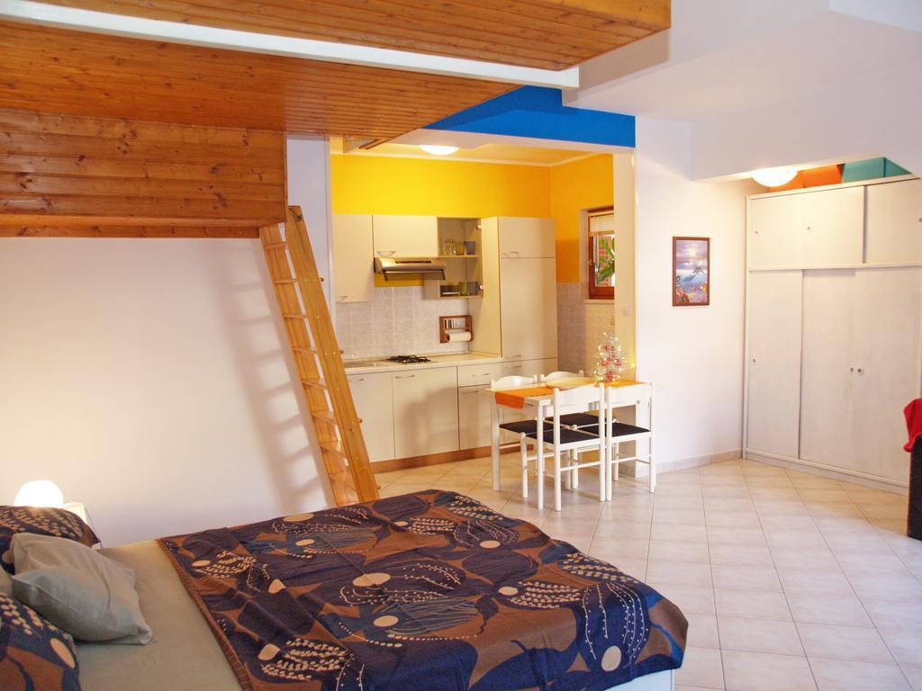 Family Friendly Apartments Pula Ruang foto