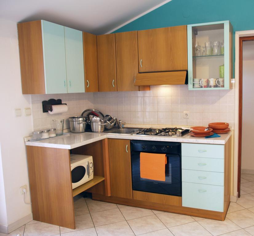 Family Friendly Apartments Pula Ruang foto